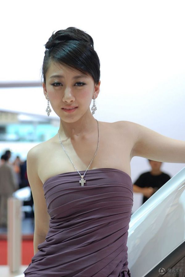 2010上海车展模特第一波  第1张