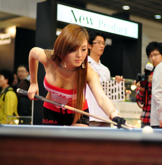 韩国性感美女场外桌球大比拼  第1张