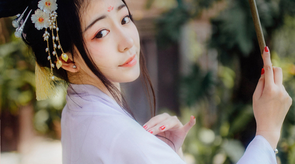 古装少女凉亭优雅写真气质逼人  第9张