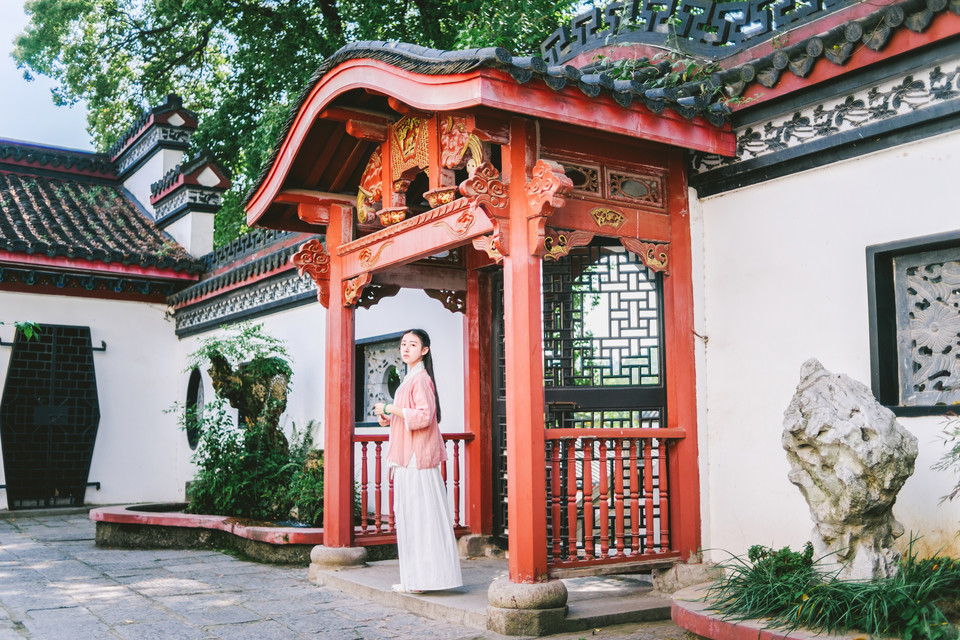 古装美女纯净温婉如玉  第8张