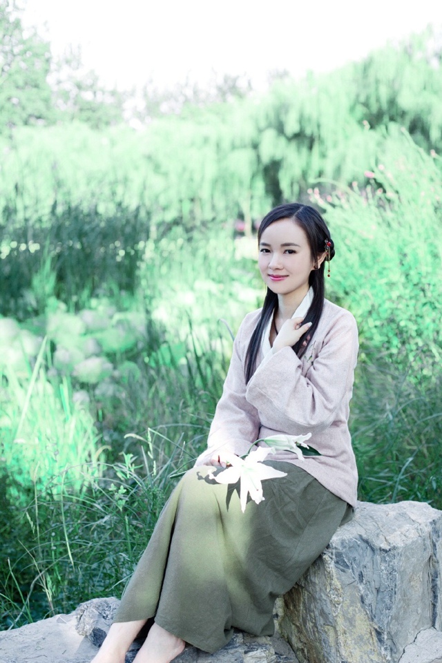 古装美女小家碧玉娇羞  第6张