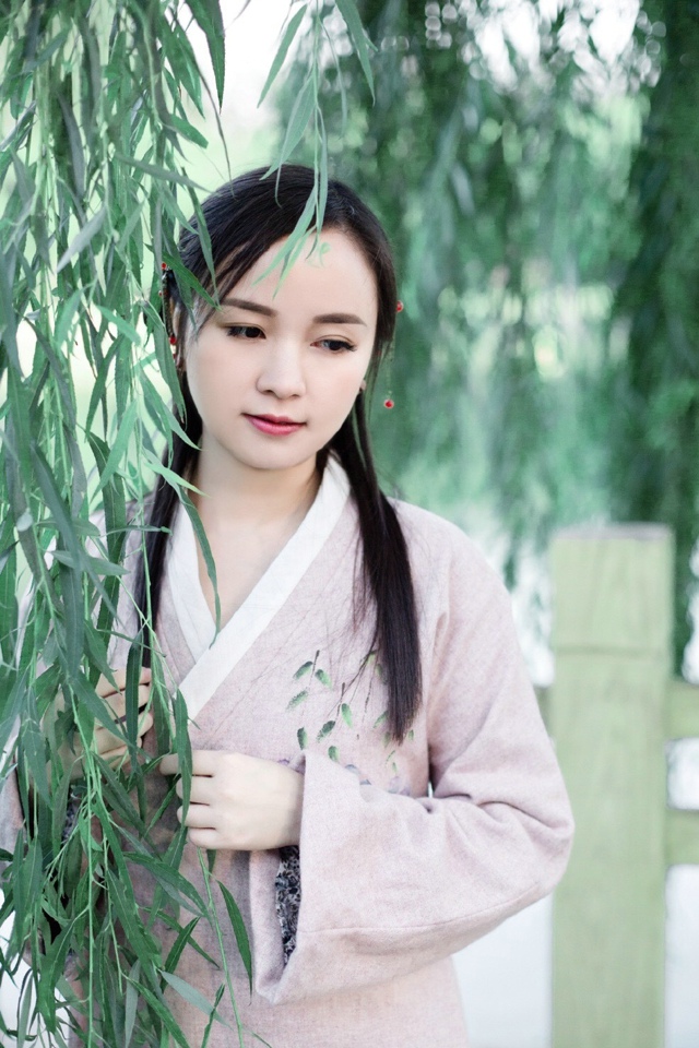 古装美女小家碧玉娇羞  第9张
