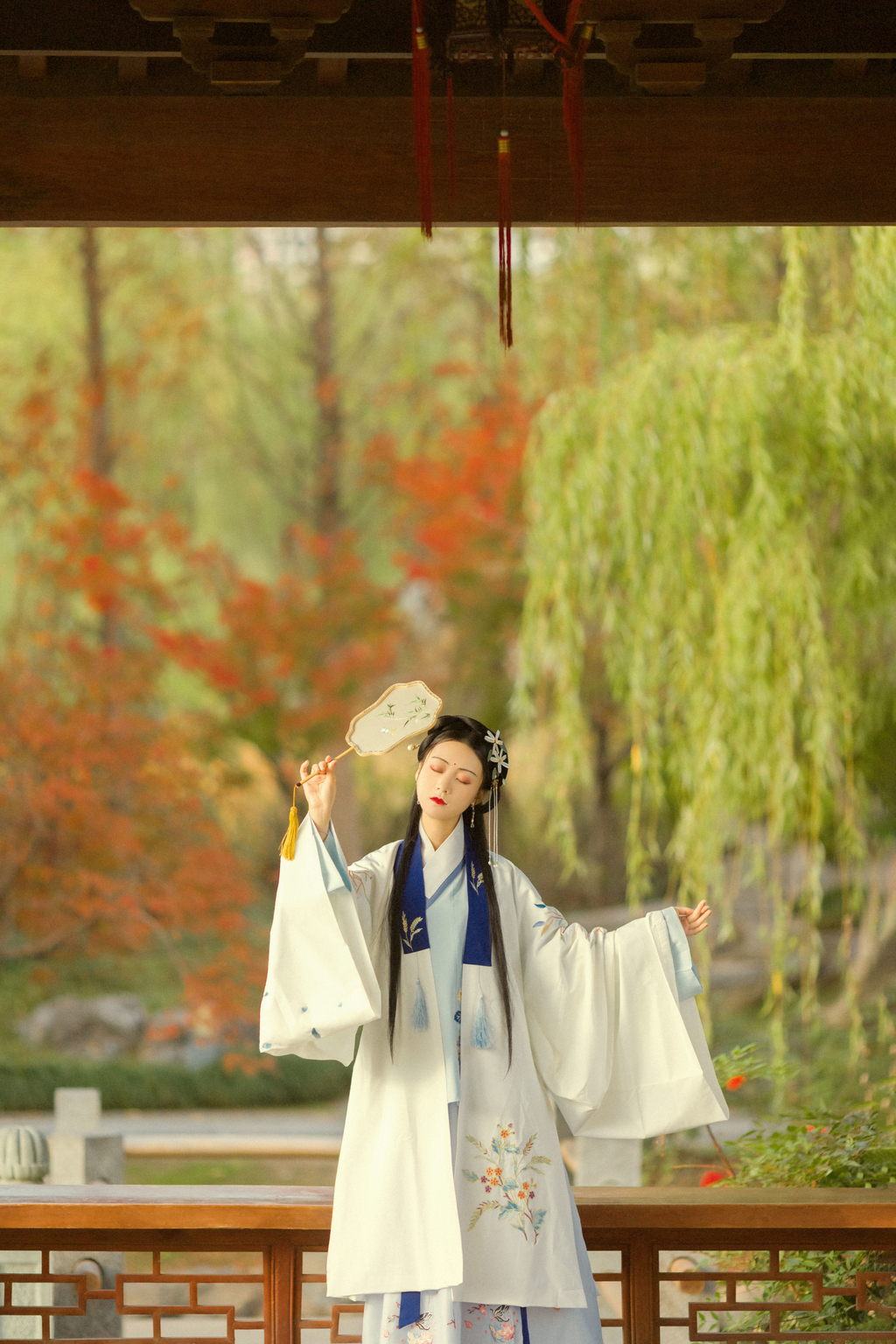 气质典雅高贵的大家闺秀唯美古典大气古风美女写真  第8张