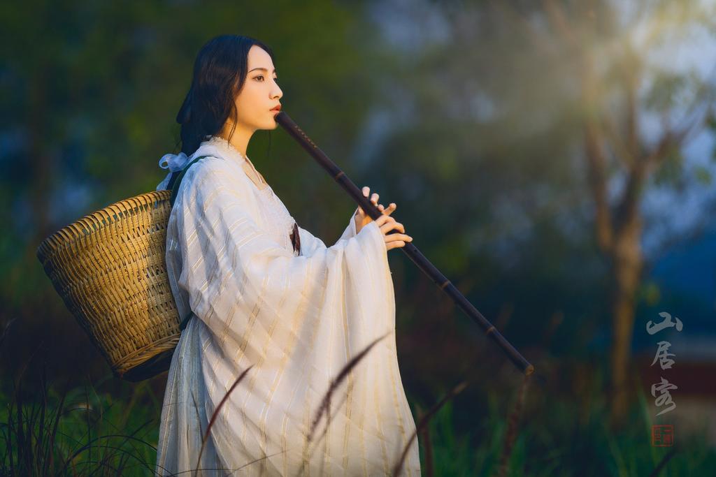 古装采茶女唯美仙气汉服图片  第12张