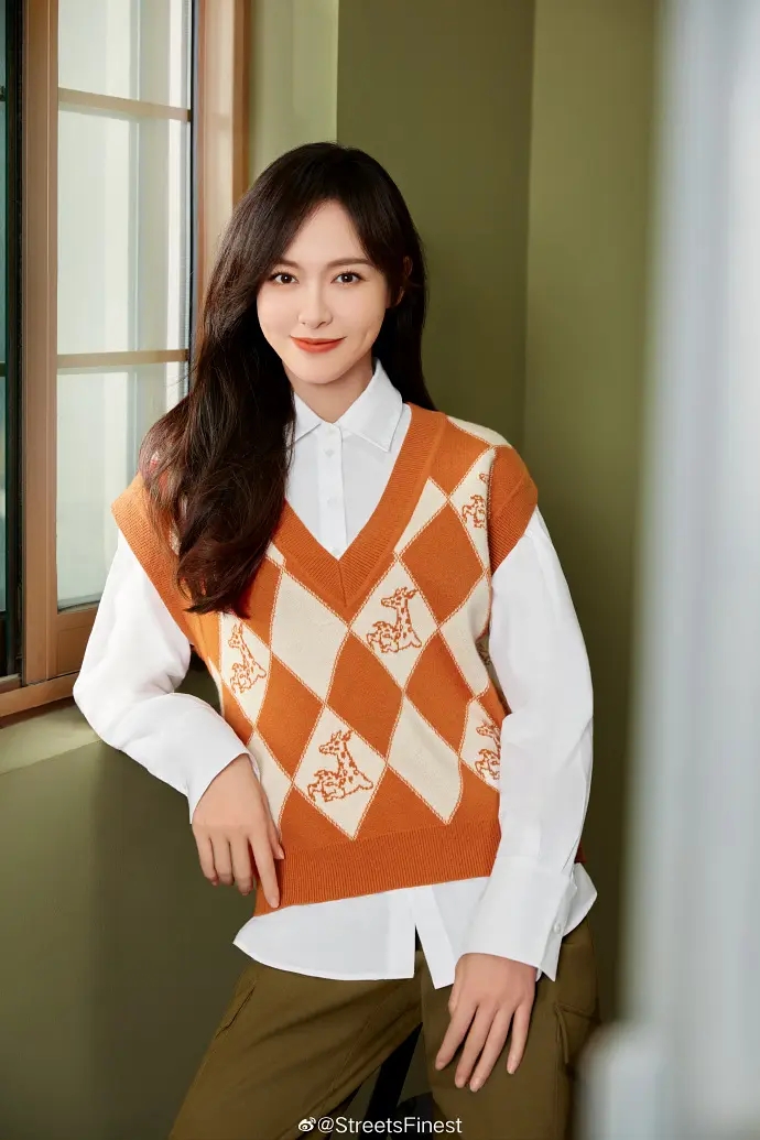 美女明星唐嫣温婉气质写真  第3张