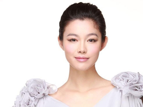优雅女人于娜知性美女写真  第7张