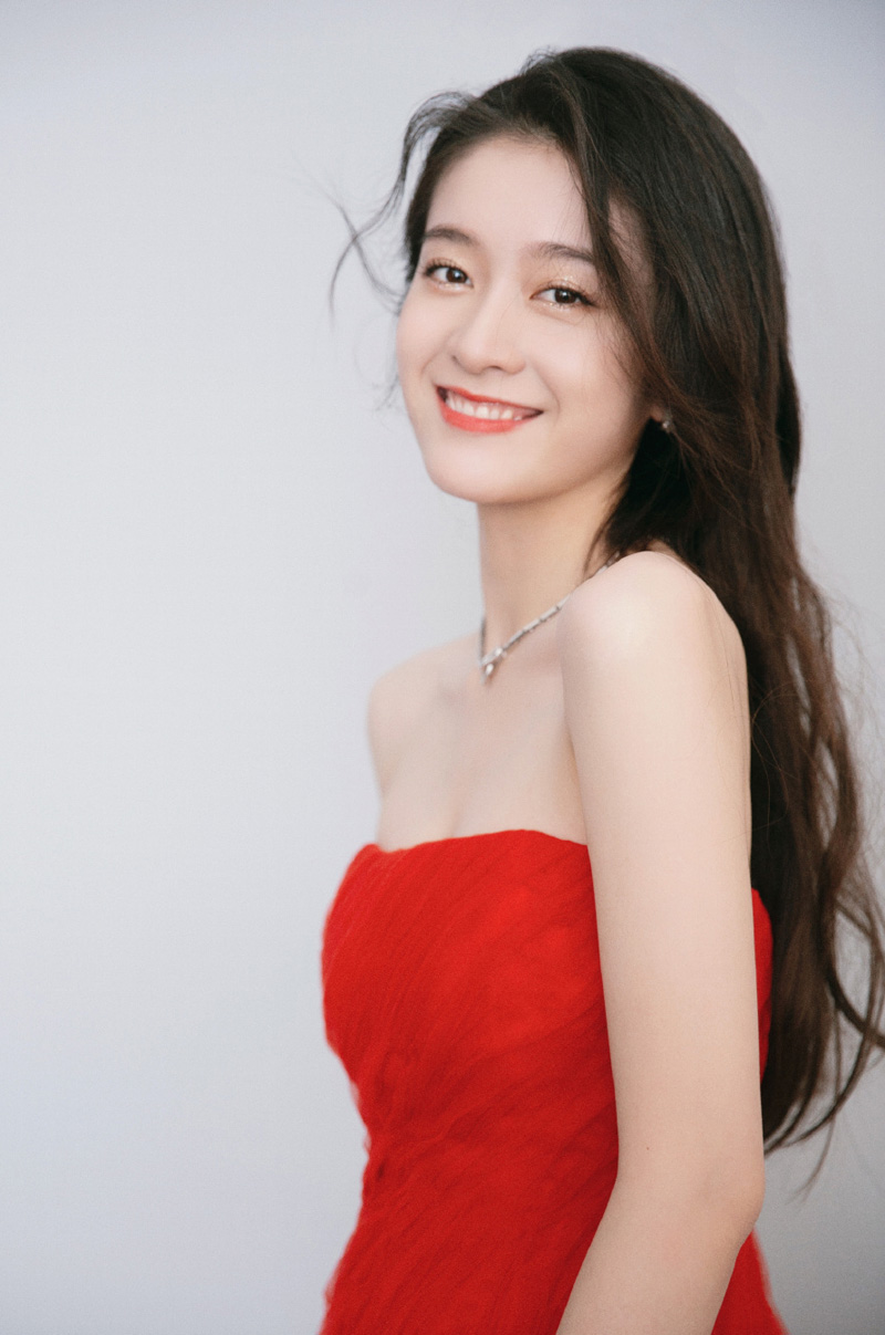 张雪迎美艳动人写真图片  第2张
