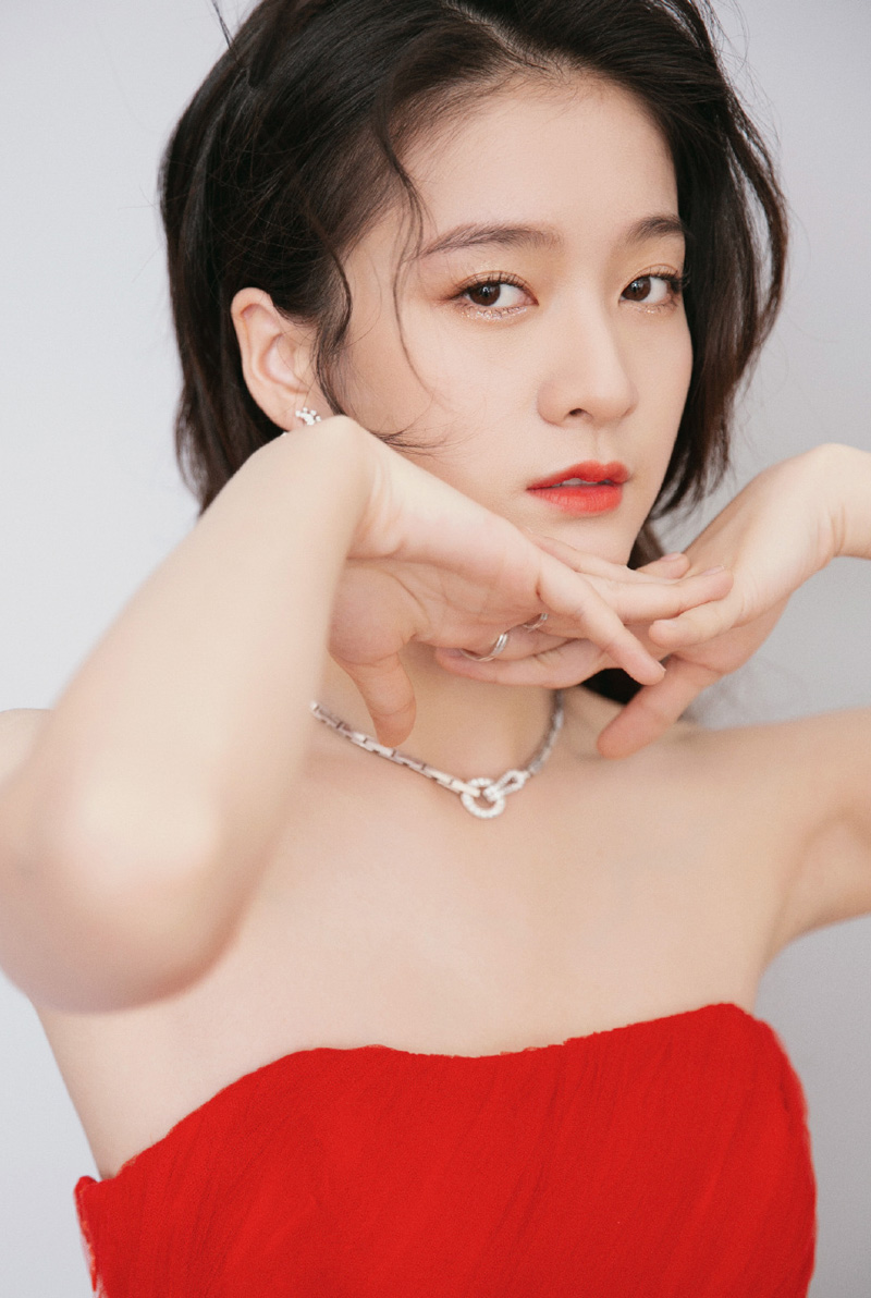 张雪迎美艳动人写真图片  第3张
