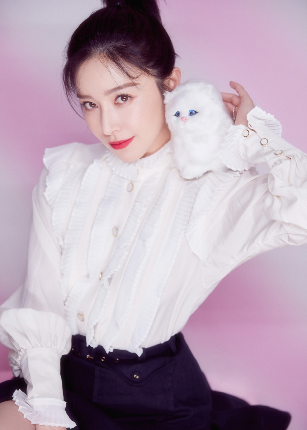 阚清子俏皮甜美风性感图片  第3张