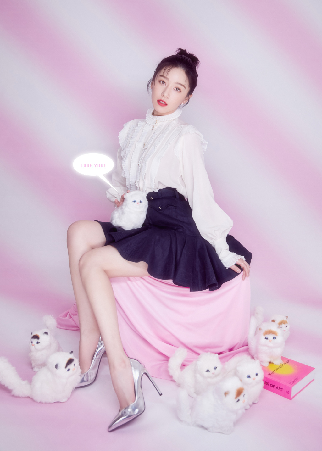 阚清子俏皮甜美风性感图片  第2张