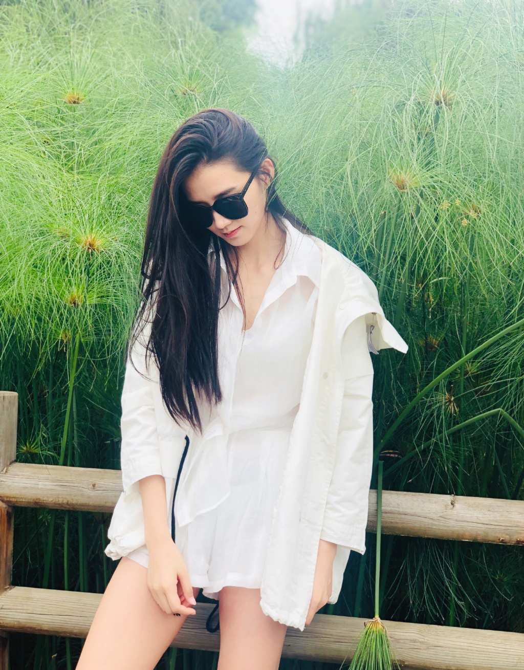 周开开性感旅拍照图片  第4张