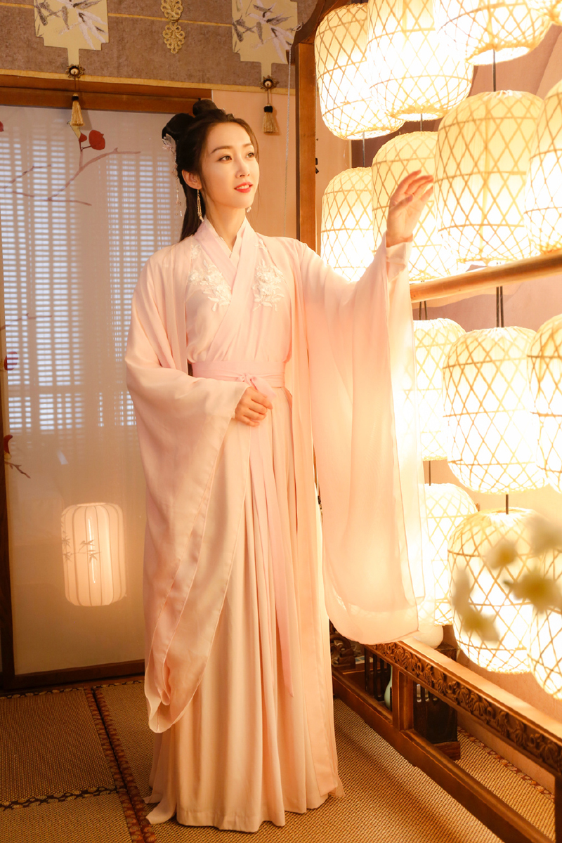 宣璐清新唯美古风写真图片
