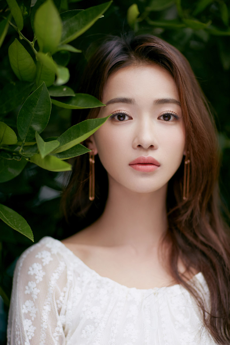 吴谨言温婉迷人活动写真图片  第4张