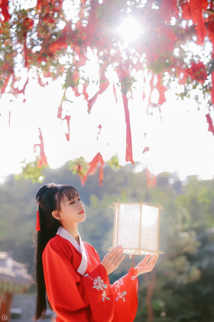 贴春联亚洲美女香艳清纯古风造型唯美文艺写真  第15张