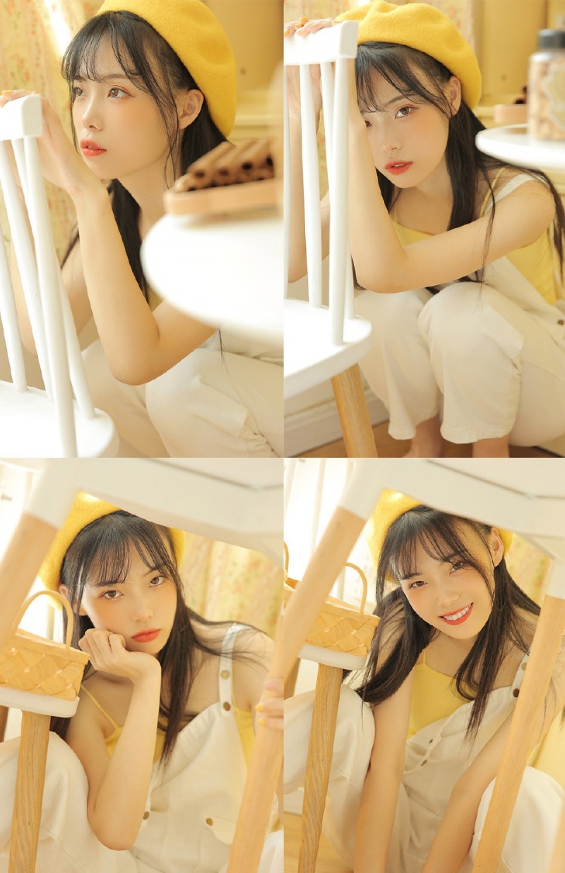 年轻的小姑娘眉清目秀美女套图  第1张