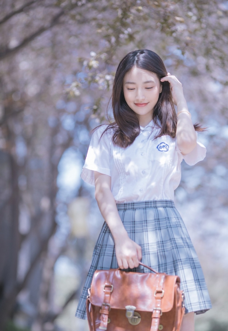 粉嫩小女生校园清纯写真照片  第10张