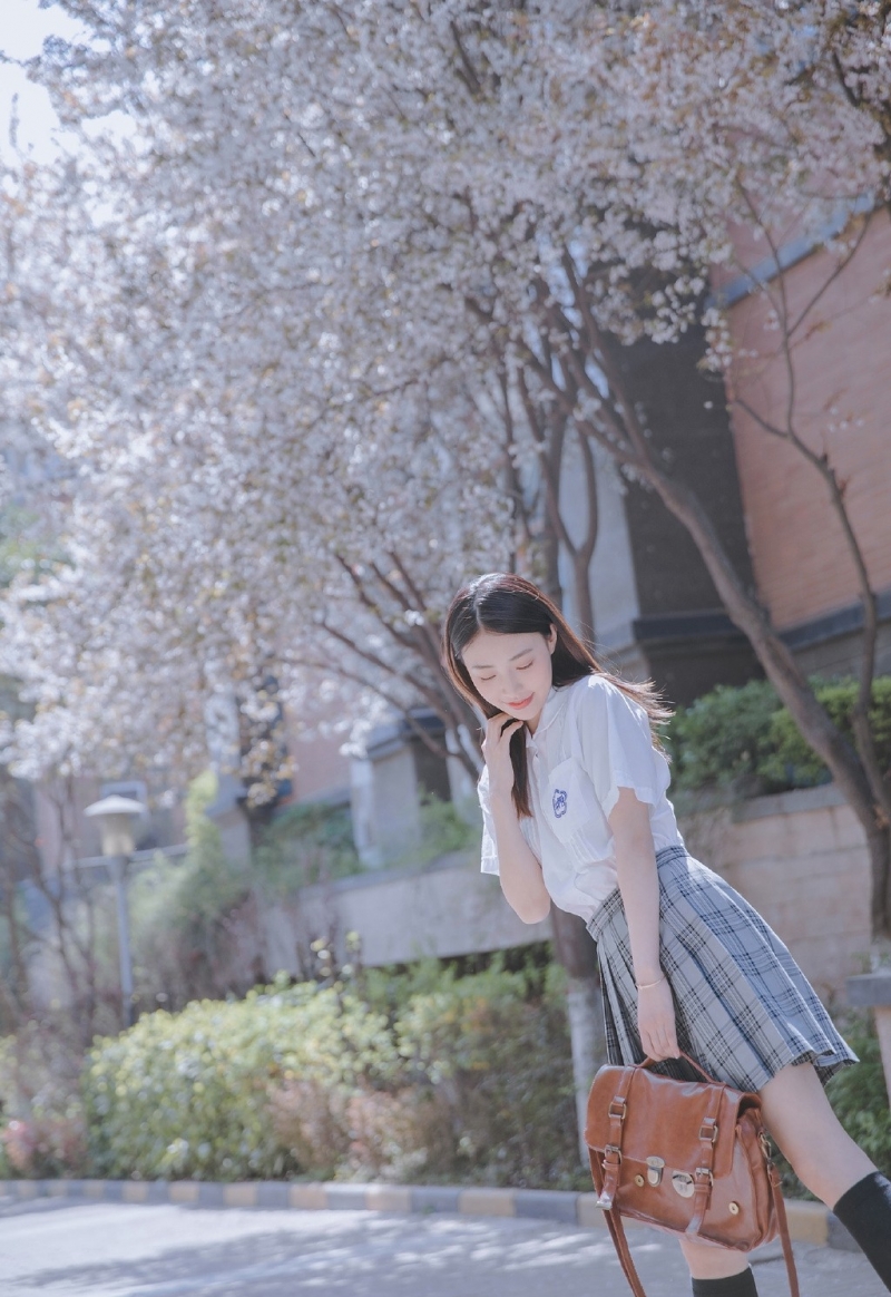 粉嫩小女生校园清纯写真照片  第12张