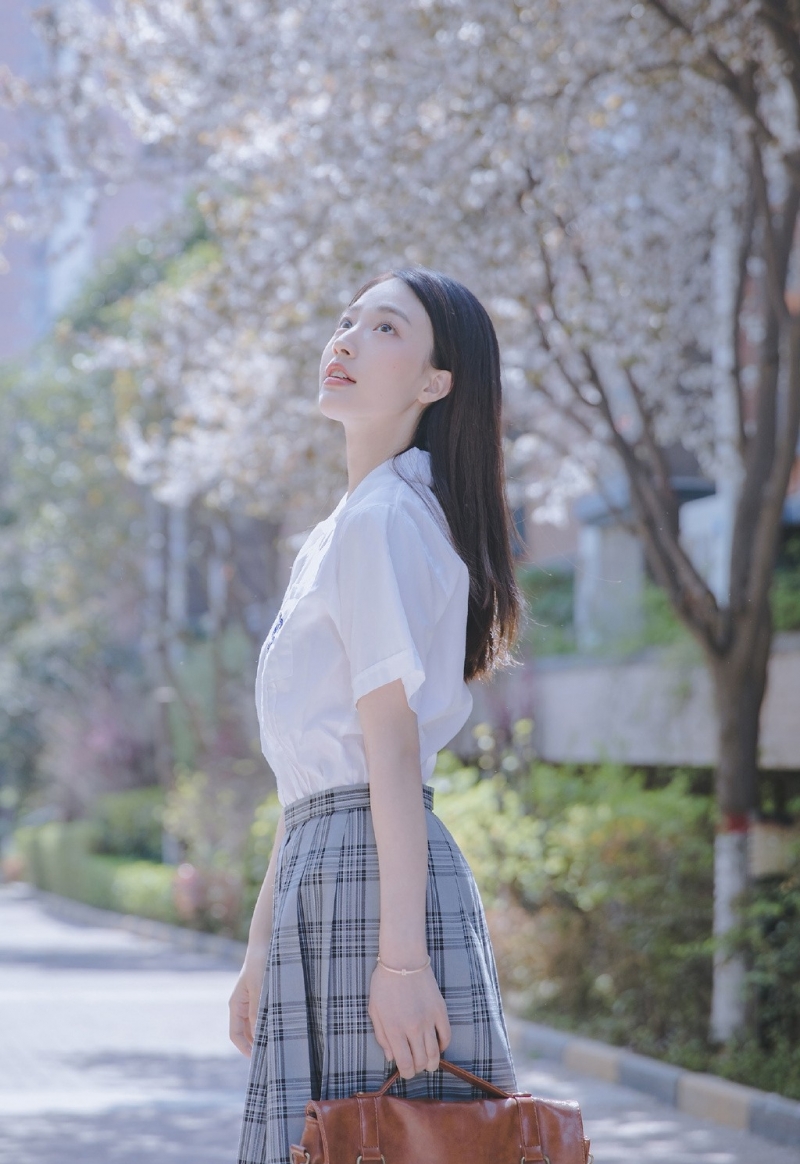 粉嫩小女生校园清纯写真照片  第13张