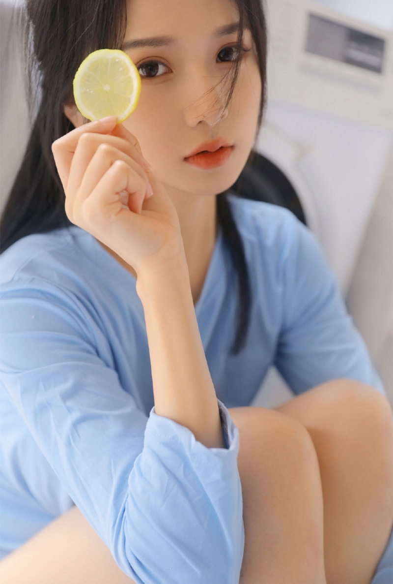 柠檬少女杏眼澄澈温柔无害女生照片  第6张