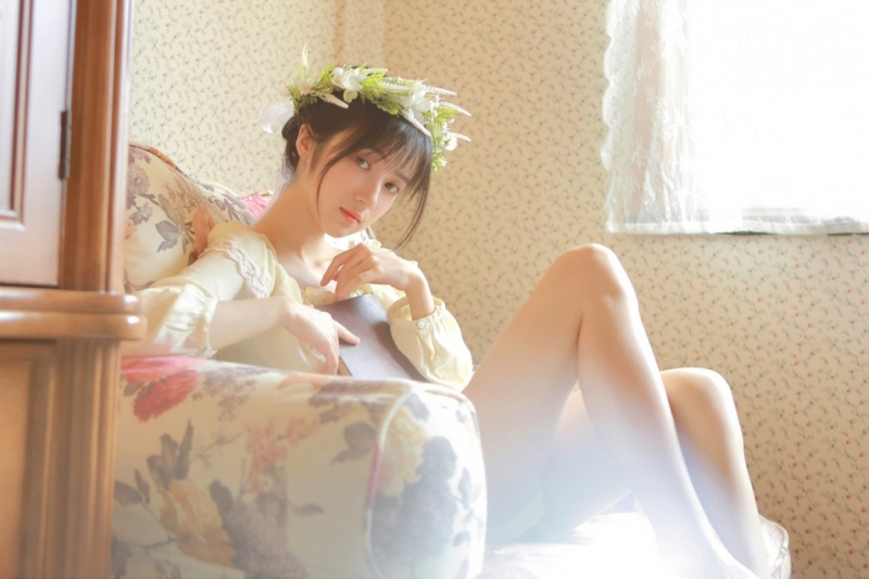 温婉小女人性格温柔无害撩人妹子图  第2张