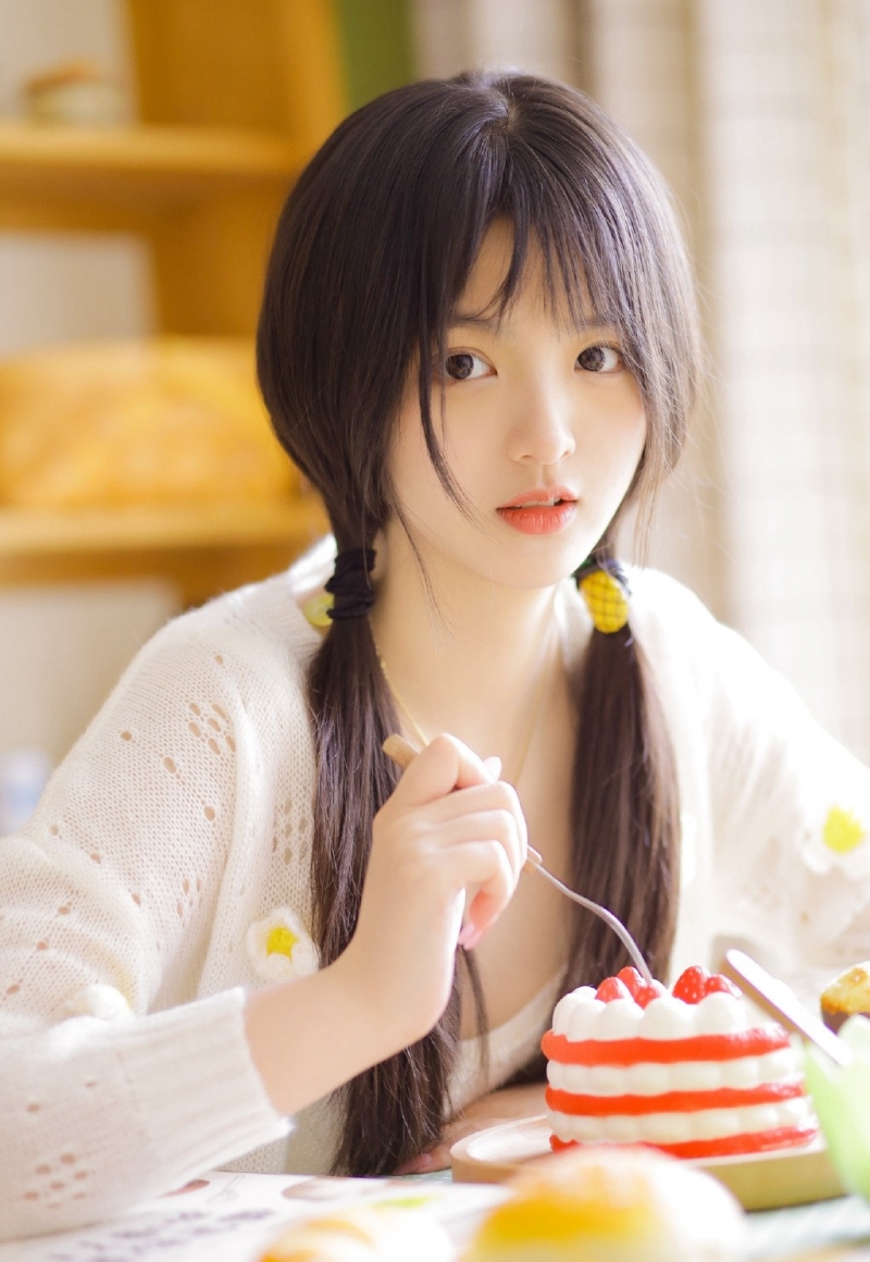 妙龄少女性格古灵精怪女生照片  第4张