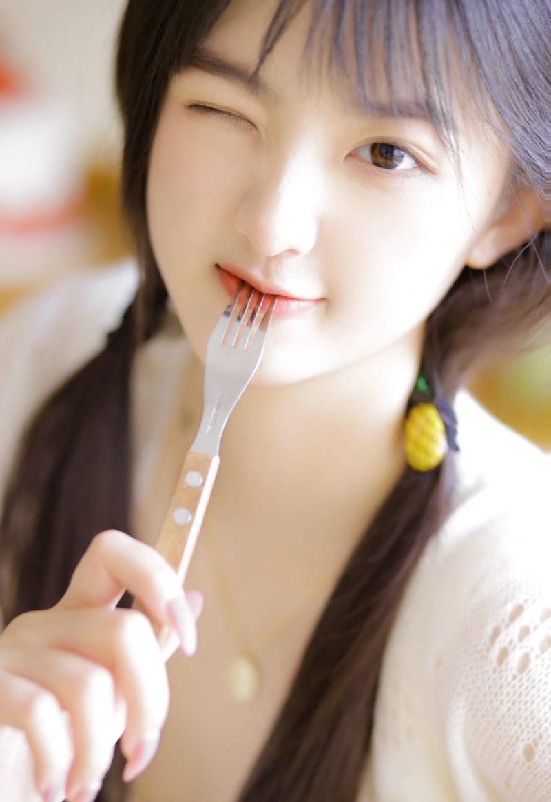 妙龄少女性格古灵精怪女生照片  第5张