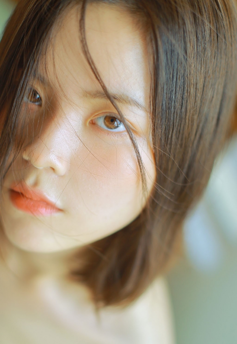 极品俏佳人明媚动人私房摄影  第1张