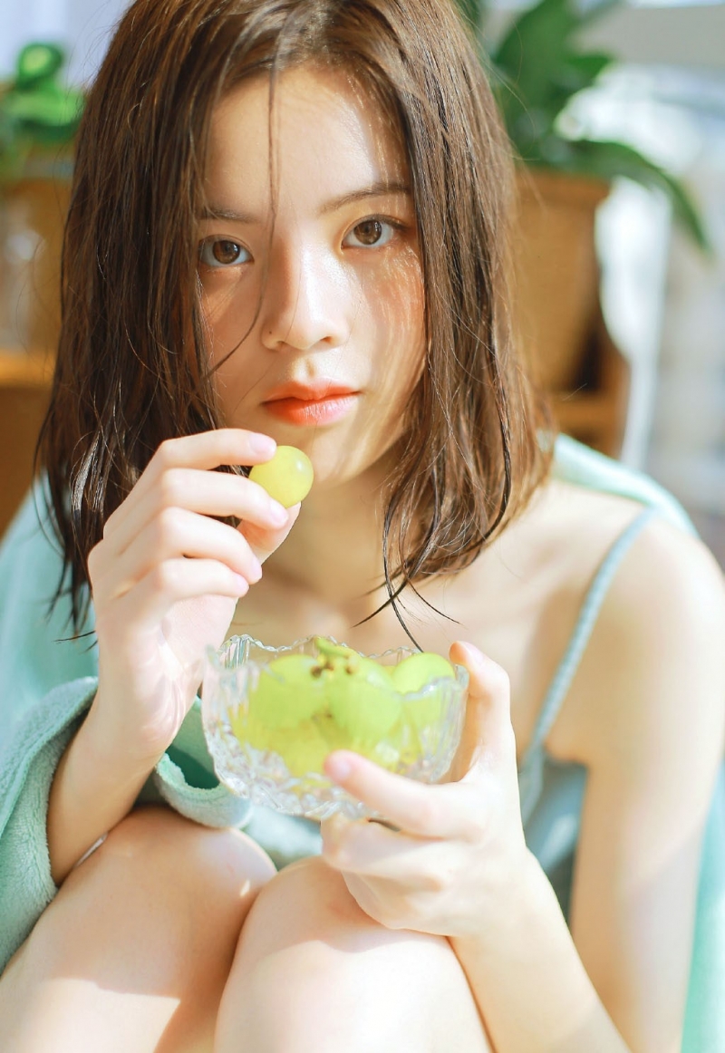 极品俏佳人明媚动人私房摄影  第4张