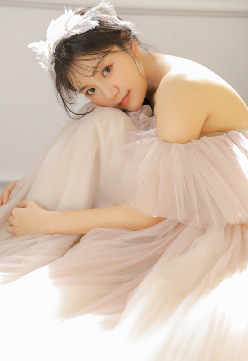 漂亮小姑娘青春靓丽街拍摄影  第9张