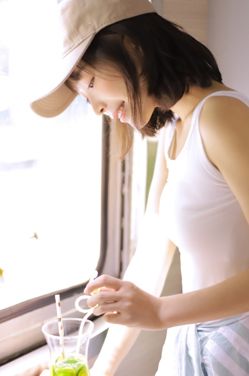 元气美女活力满满小清新图片  第6张