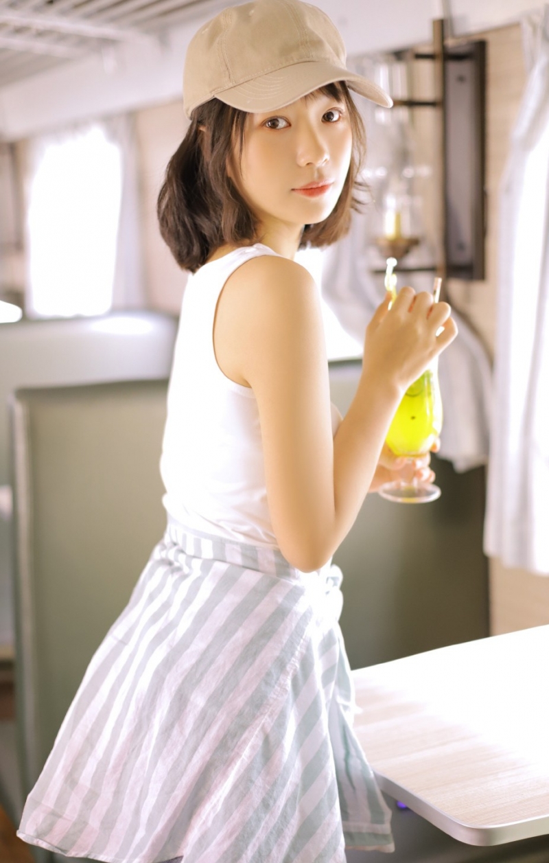 元气美女活力满满小清新图片  第7张