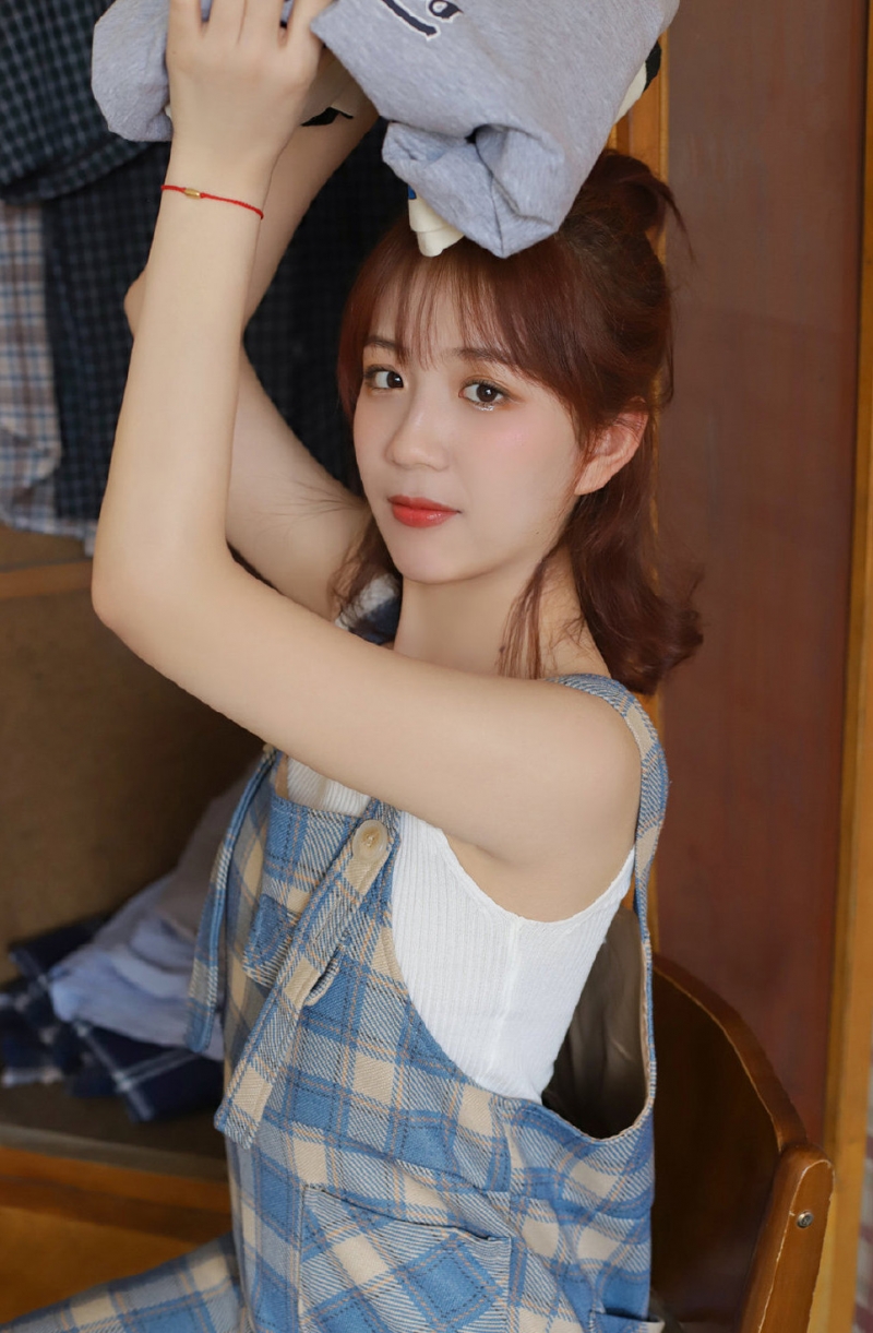 养眼小妹夏日清甜可爱图片  第5张