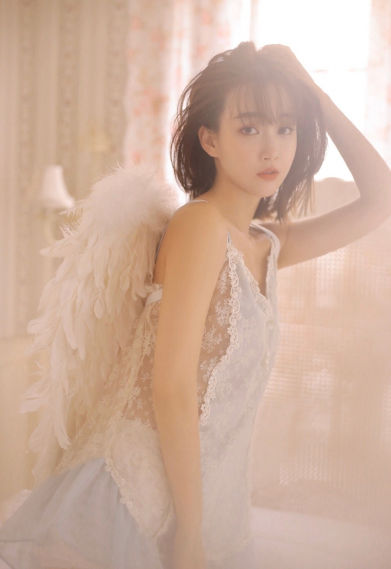 蕾丝美女肌肤雪白撩人写真集  第3张