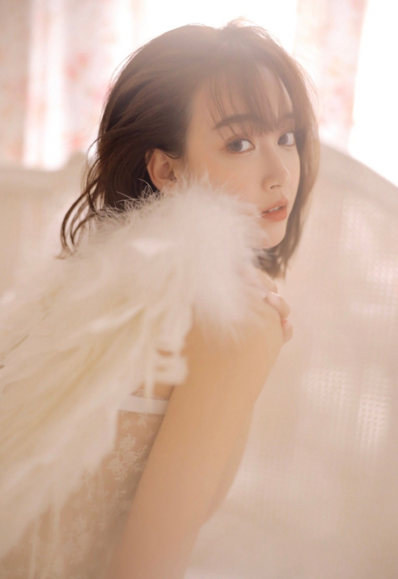 蕾丝美女肌肤雪白撩人写真集  第7张