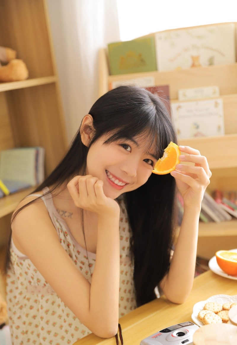 笑容治愈的妹子图高清美女写真  第8张