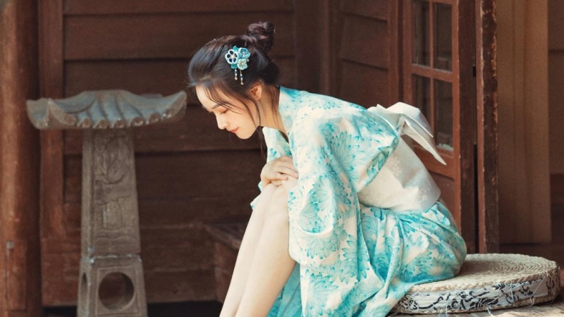 日本和服美女清新脱俗户外写真  第8张