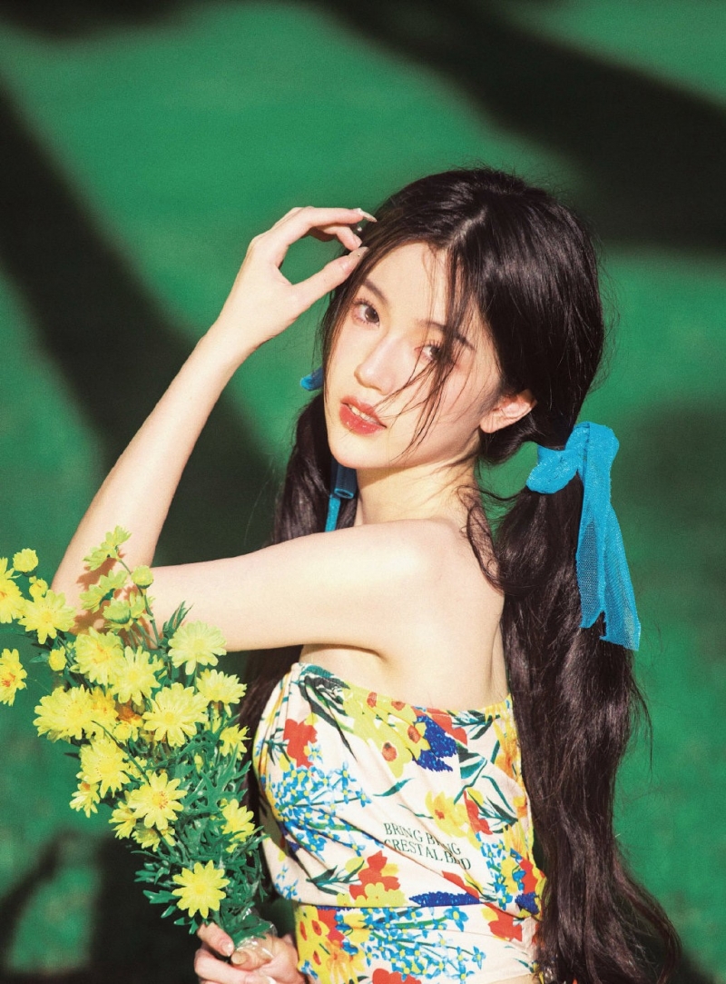 性感美人香肩惹火文艺写真  第6张