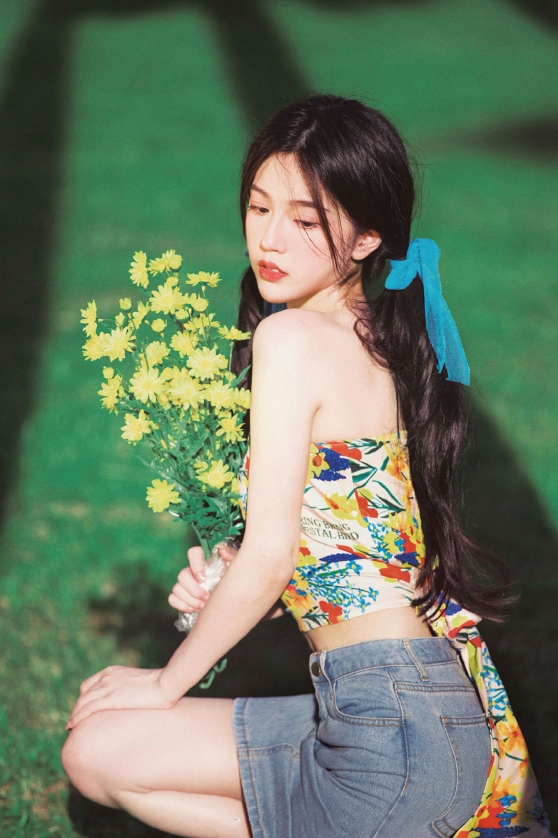 性感美人香肩惹火文艺写真  第9张