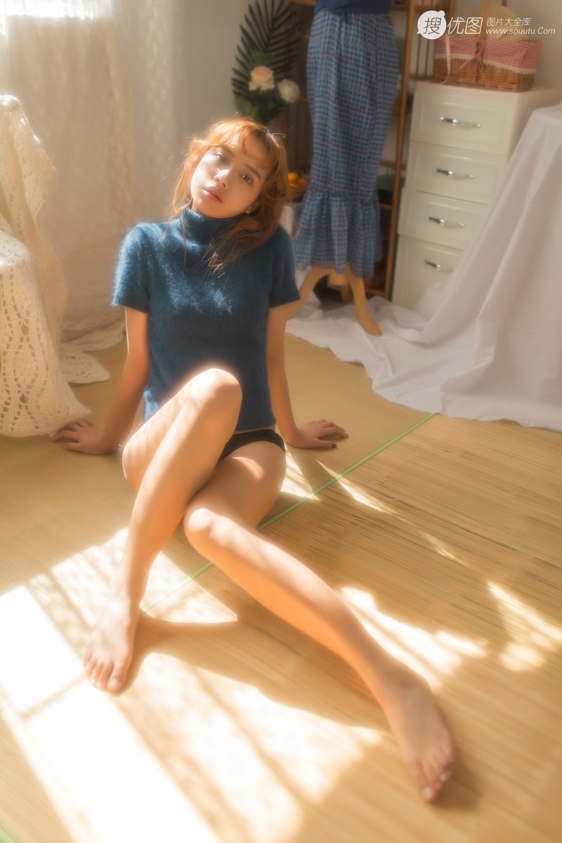 漂亮女孩美腿细腰养眼极品图库  第11张