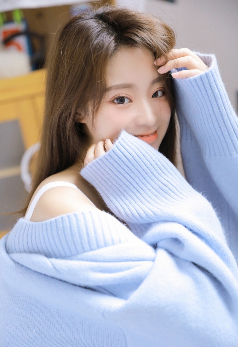 治愈系女生清纯干净美女写真  第3张