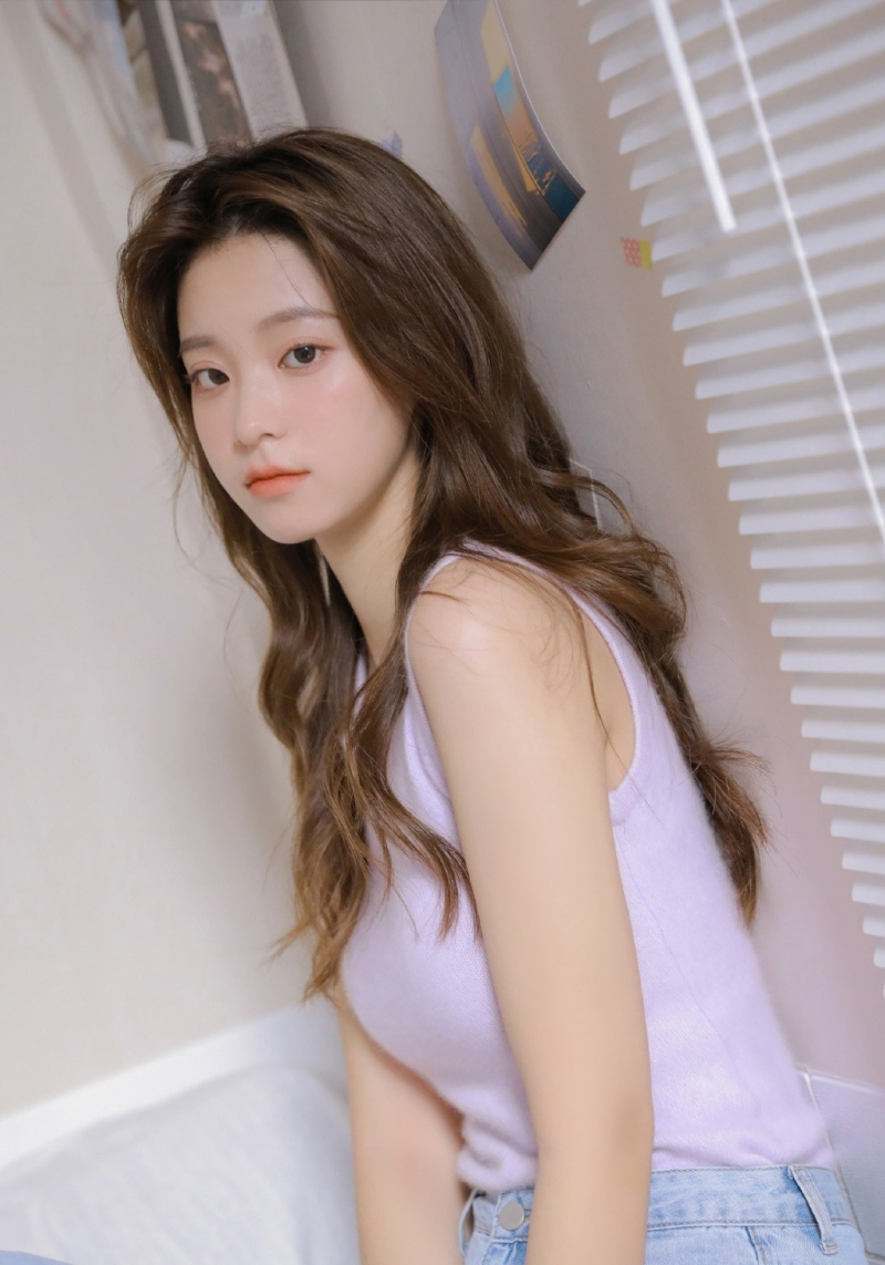 治愈系女生清纯干净美女写真  第8张