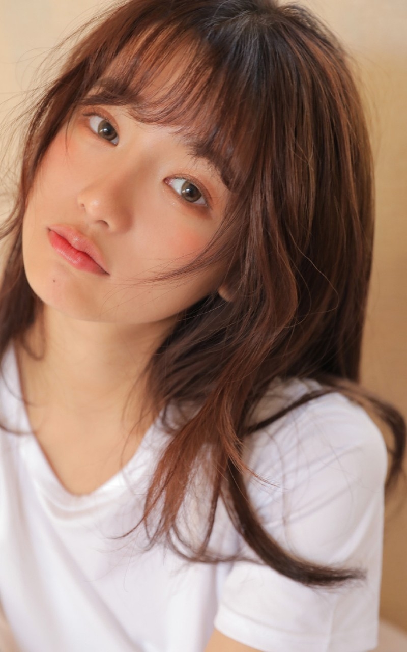 邻家小妹杏眸含水娇媚女生图片  第1张