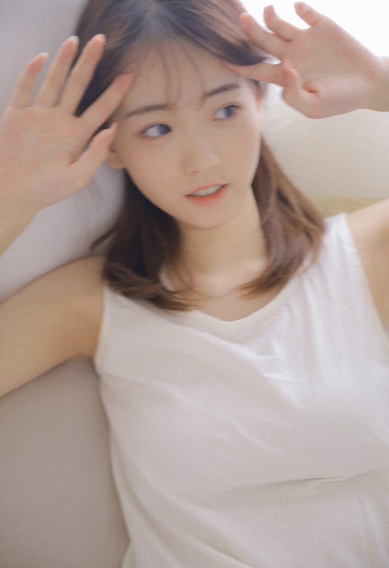 双马尾辫童颜萝莉俏皮可爱写真  第2张