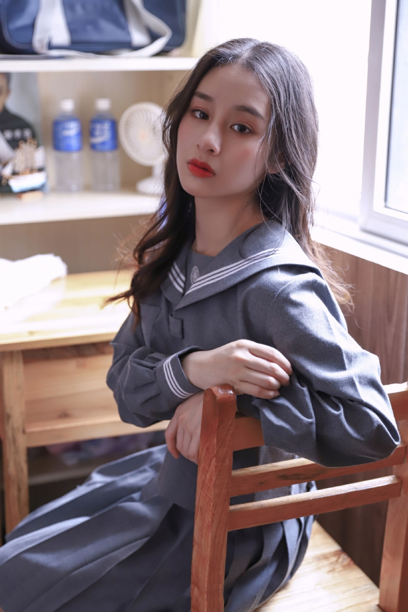 JK制服美女学生妹清纯动人写真  第8张