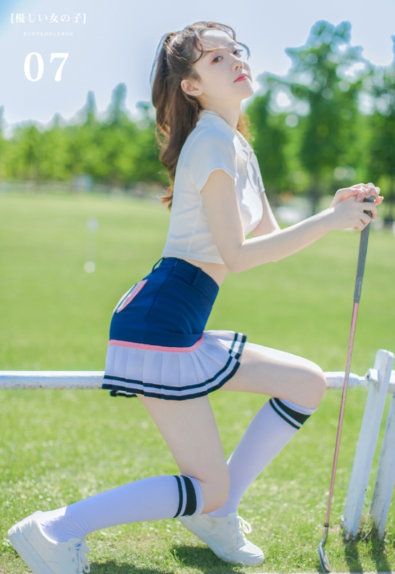 青春美少女超短裙白丝美腿写真  第2张