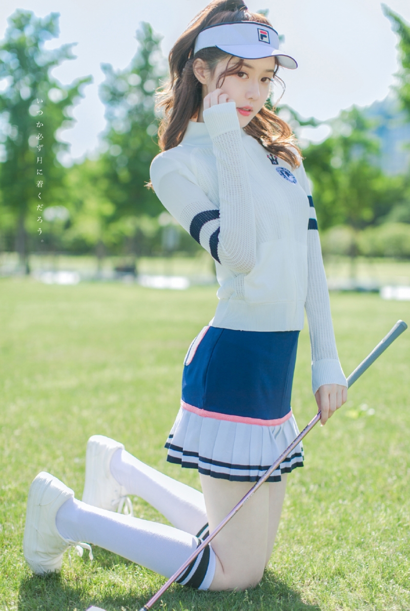 青春美少女超短裙白丝美腿写真  第3张