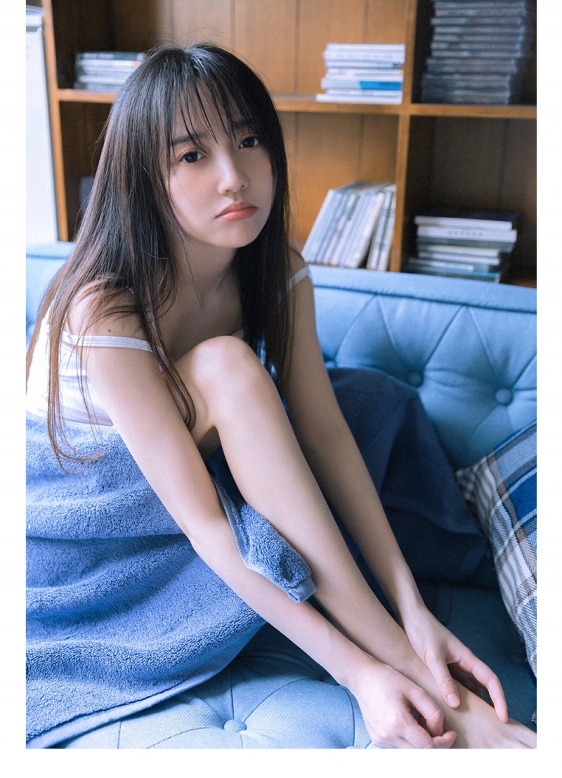 吊带连体衣美眉光滑牛奶肌写真  第5张