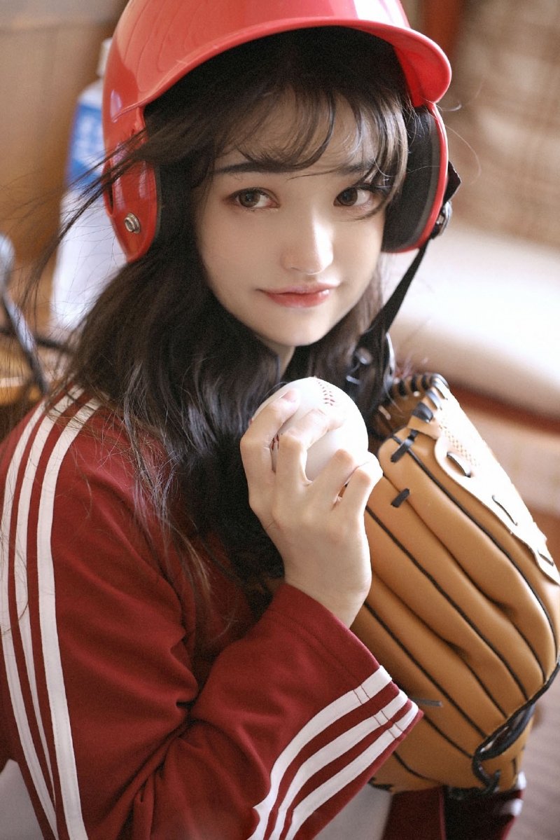 运动服美少女青春活力居家写真  第12张