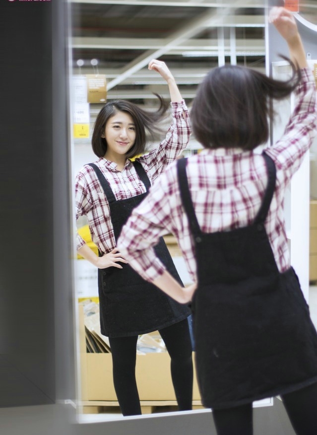 小清新短发美女治愈系笑容写真  第8张