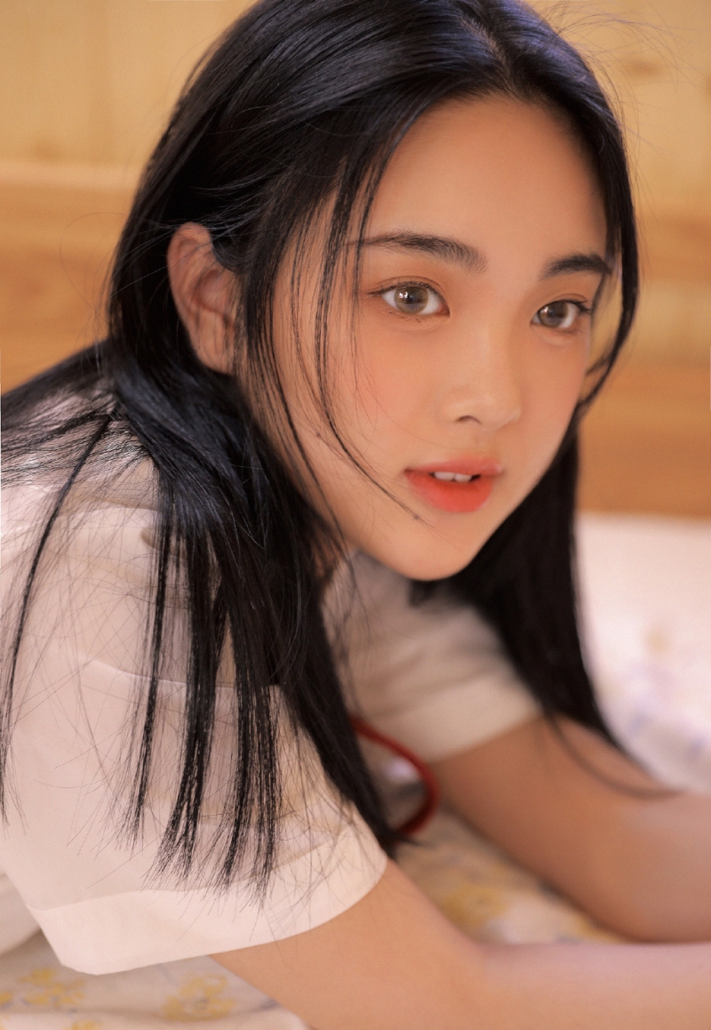 长发美女学生妹jk制服私房写真  第6张